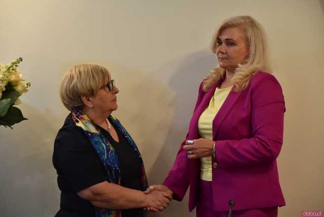 [FOTO] Zmiana wójta po 22 latach! Nowy włodarz i radni gminy Świdnica złożyli ślubowania