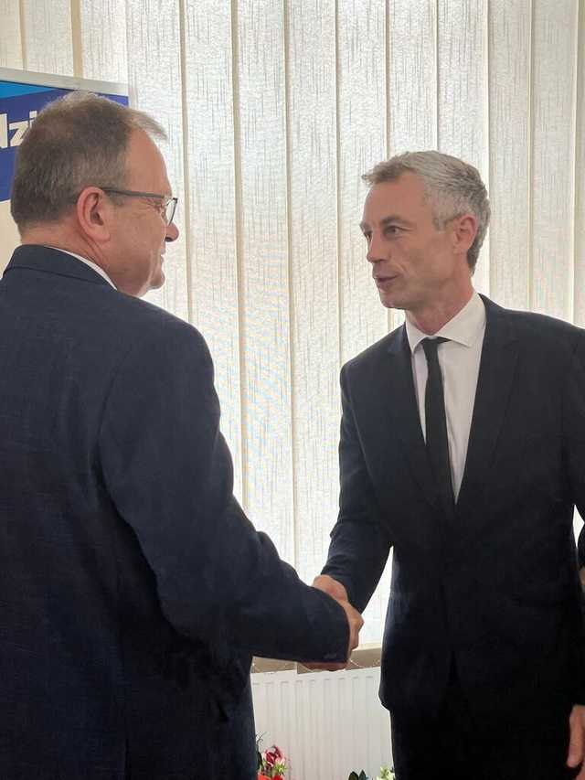 [FOTO] Nowi radni i burmistrz Świebodzic złożyli ślubowania na nową kadencję