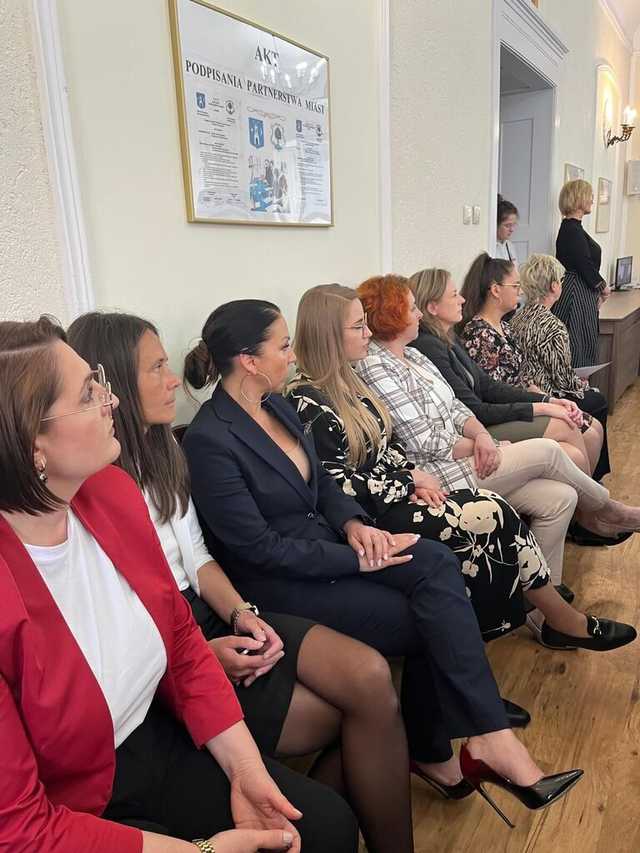 [FOTO] Nowi radni i burmistrz Świebodzic złożyli ślubowania na nową kadencję