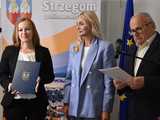 [FOTO] Oficjalna zmiana władzy w Strzegomiu. Nowy burmistrz i radni złożyli ślubowania, wybrano przewodniczącego Rady Miejskiej