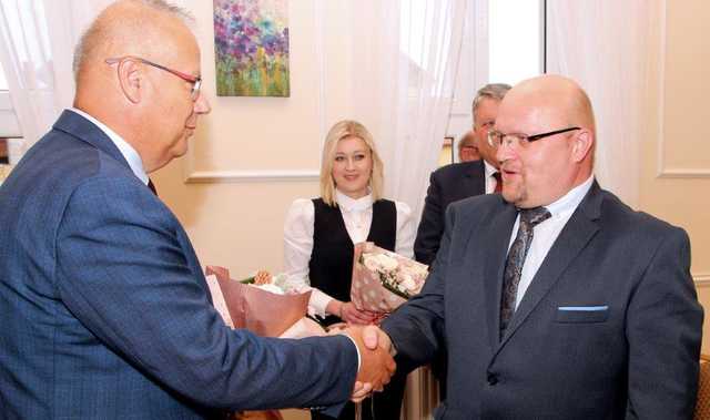 [FOTO] Ślubowania radnych i wójta w Dobromierzu. Uroczysta sesja rozpoczęła nową kadencję