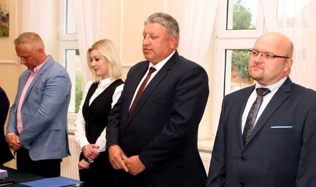 [FOTO] Ślubowania radnych i wójta w Dobromierzu. Uroczysta sesja rozpoczęła nową kadencję
