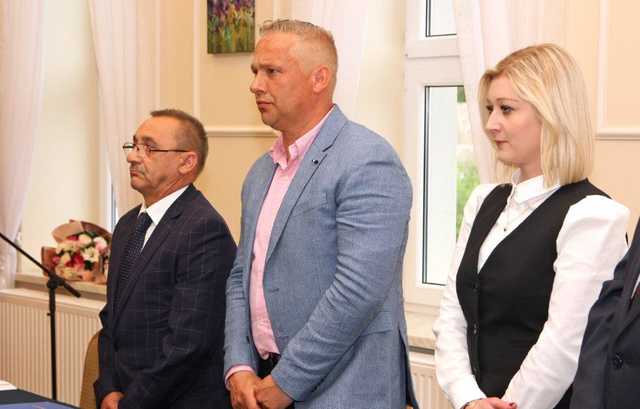 [FOTO] Ślubowania radnych i wójta w Dobromierzu. Uroczysta sesja rozpoczęła nową kadencję