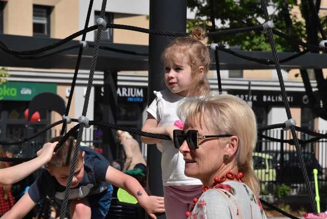 [FOTO] Zobaczcie, jak prezentuje się Ogródek Jordanowski w nowej odsłonie! Uroczyste otwarcie i moc atrakcji dla najmłodszych
