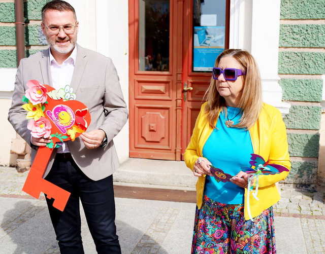 [FOTO] Żarowskie przedszkolaki świętowały z optymistycznym akcentem
