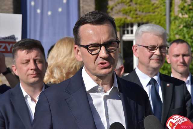 [WIDEO/FOTO] Wałbrzych był zapomniany przez Boga i ludzi. Mateusz Morawiecki poparł kandydaturę Michała Dworczyka do Parlamentu Europejskiego