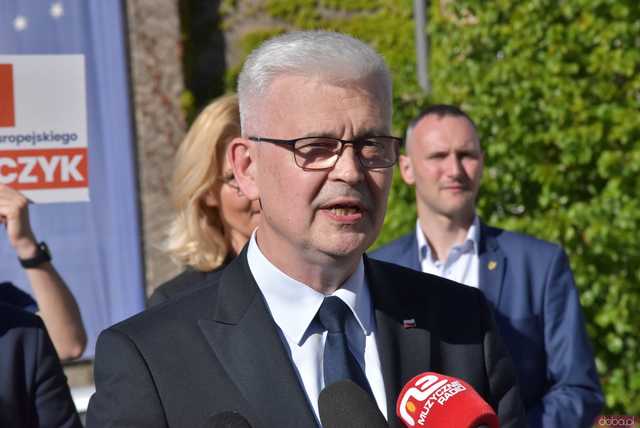 [WIDEO/FOTO] Wałbrzych był zapomniany przez Boga i ludzi. Mateusz Morawiecki poparł kandydaturę Michała Dworczyka do Parlamentu Europejskiego