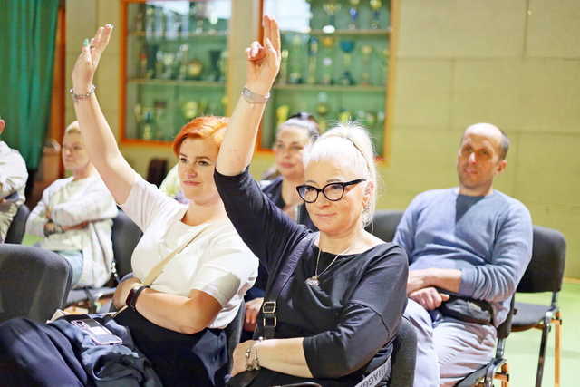[FOTO] Żarowianie spotkali się z Przemkiem Kossakowskim