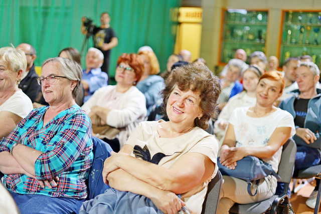 [FOTO] Żarowianie spotkali się z Przemkiem Kossakowskim