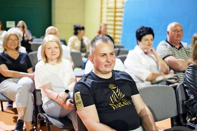 [FOTO] Żarowianie spotkali się z Przemkiem Kossakowskim