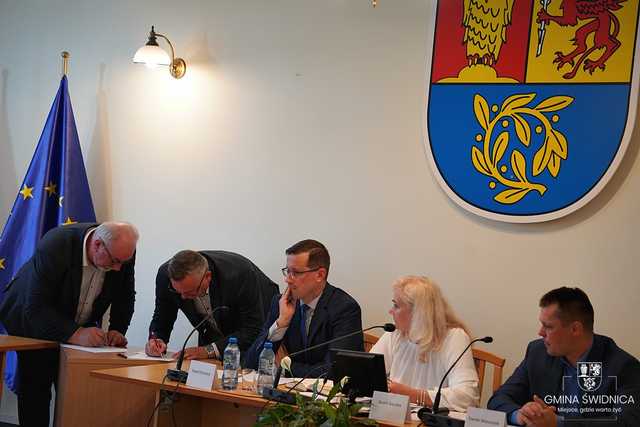 [FOTO] Znamy wiceprzewodniczących rady gminy Świdnica. Wyłoniono również przewodniczących i składy poszczególnych komisji