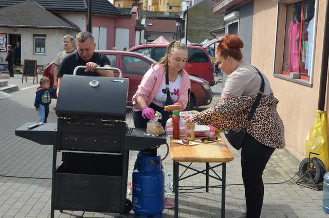 [FOTO] Lokalna społeczność wsparła Andrzeja, który mierzy się z glejakiem. Moc atrakcji na pikniku charytatywnym