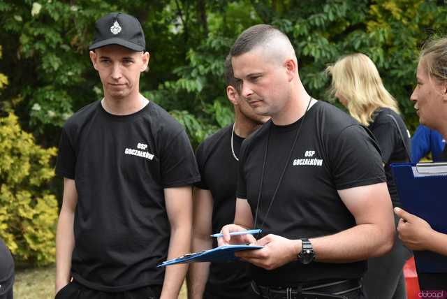[DUŻO ZDJĘĆ] Rywalizacja strażaków na wesoło. Premierowa edycja Gminnych Zawodów Sportowo-Pożarniczych w Goczałkowie