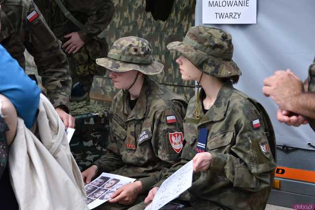 [WIDEO/FOTO] Uroczysty pochód rozpoczął uroczystości upamiętniające Rotmistrza Pileckiego