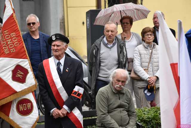 [WIDEO/FOTO] Uroczysty pochód rozpoczął uroczystości upamiętniające Rotmistrza Pileckiego