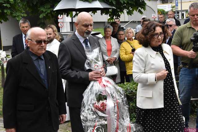 [WIDEO/FOTO] Uroczysty pochód rozpoczął uroczystości upamiętniające Rotmistrza Pileckiego