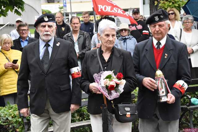[WIDEO/FOTO] Uroczysty pochód rozpoczął uroczystości upamiętniające Rotmistrza Pileckiego