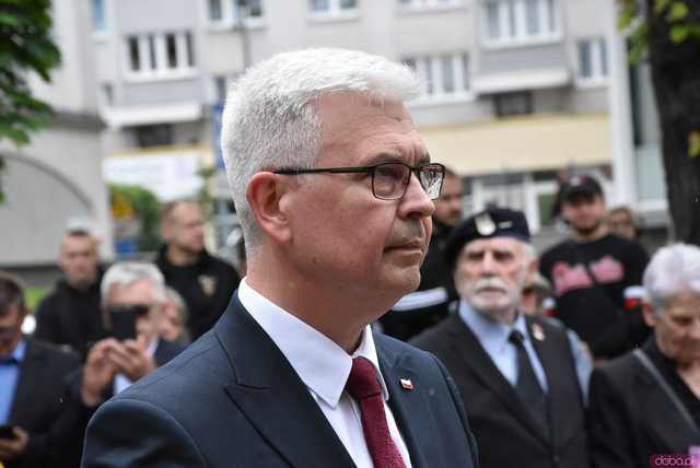 [WIDEO/FOTO] Uroczysty pochód rozpoczął uroczystości upamiętniające Rotmistrza Pileckiego