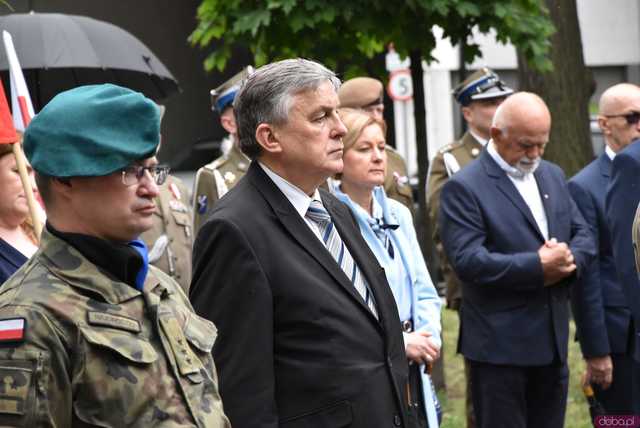 [WIDEO/FOTO] Uroczysty pochód rozpoczął uroczystości upamiętniające Rotmistrza Pileckiego