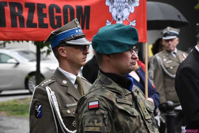 [WIDEO/FOTO] Uroczysty pochód rozpoczął uroczystości upamiętniające Rotmistrza Pileckiego