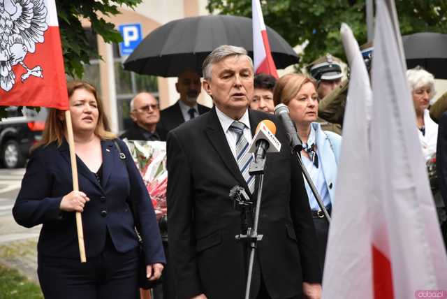 [WIDEO/FOTO] Uroczysty pochód rozpoczął uroczystości upamiętniające Rotmistrza Pileckiego