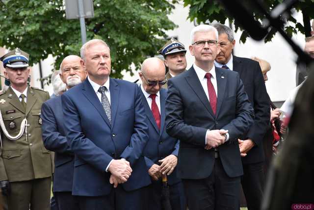 [WIDEO/FOTO] Uroczysty pochód rozpoczął uroczystości upamiętniające Rotmistrza Pileckiego
