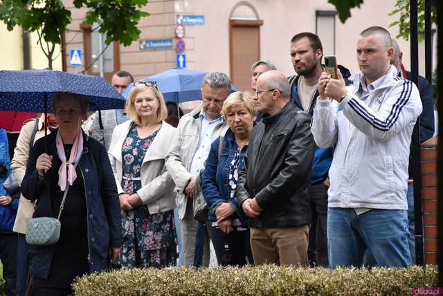[WIDEO/FOTO] Uroczysty pochód rozpoczął uroczystości upamiętniające Rotmistrza Pileckiego