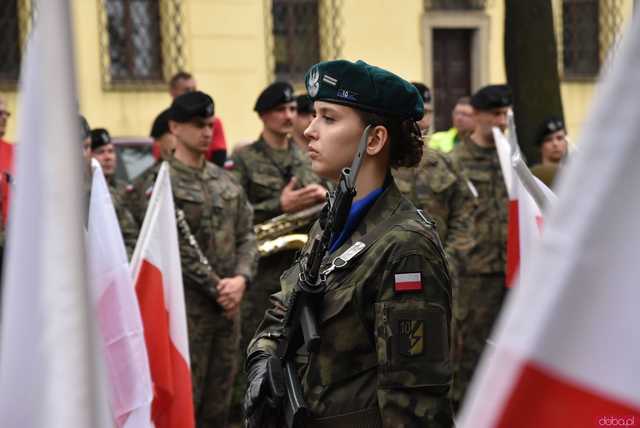 [WIDEO/FOTO] Uroczysty pochód rozpoczął uroczystości upamiętniające Rotmistrza Pileckiego