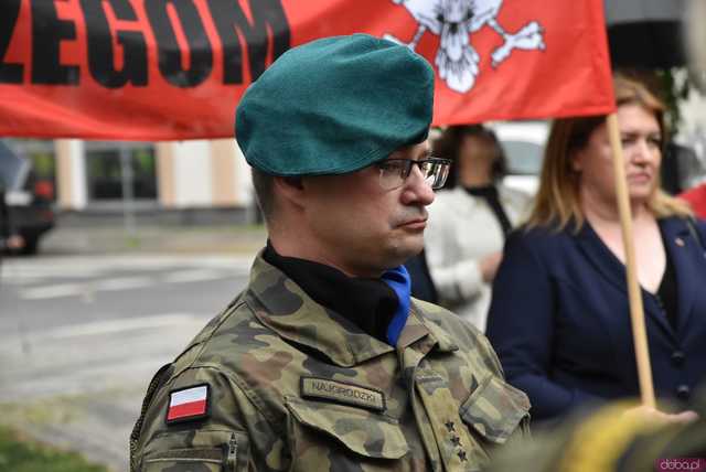 [WIDEO/FOTO] Uroczysty pochód rozpoczął uroczystości upamiętniające Rotmistrza Pileckiego