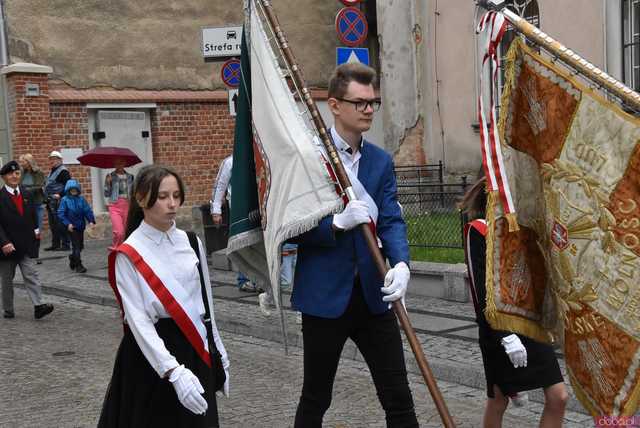 [WIDEO/FOTO] Uroczysty pochód rozpoczął uroczystości upamiętniające Rotmistrza Pileckiego