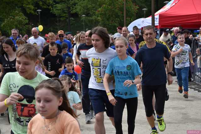 [FOTO] V Bieg Papieski i Piknik Rodzinno-Sportowy w Parku Centralnym na zakończenie Dni Papieskich