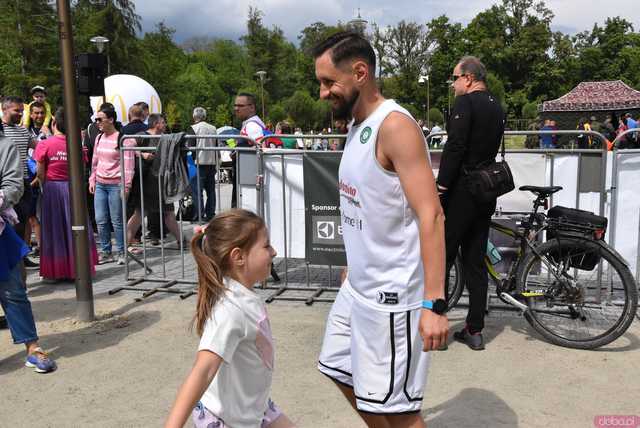 [FOTO] V Bieg Papieski i Piknik Rodzinno-Sportowy w Parku Centralnym na zakończenie Dni Papieskich