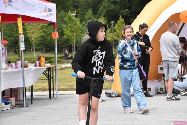 [FOTO] V Bieg Papieski i Piknik Rodzinno-Sportowy w Parku Centralnym na zakończenie Dni Papieskich