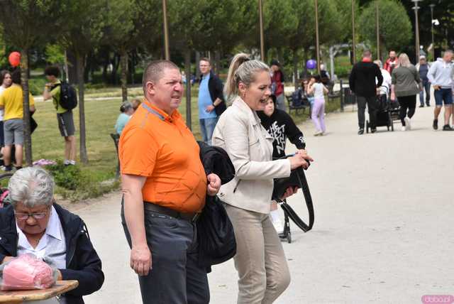 [FOTO] V Bieg Papieski i Piknik Rodzinno-Sportowy w Parku Centralnym na zakończenie Dni Papieskich