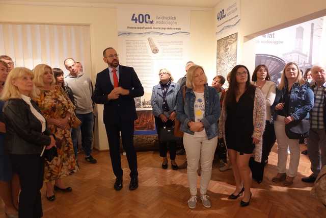 [FOTO] Nocne zwiedzanie Muzeum Dawnego Kupiectwa. Otwarto wystawę o 400-letniej historii miejskich wodociągów