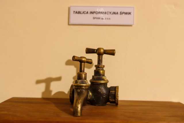 [FOTO] Nocne zwiedzanie Muzeum Dawnego Kupiectwa. Otwarto wystawę o 400-letniej historii miejskich wodociągów