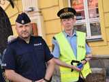 [WIDEO/FOTO] Żółty Marsz Nadziei okrążył świdnicki rynek na zwieńczenie VI edycji Pól Nadziei. Okrągły jubileusz obchodziło TPC Hospicjum
