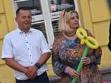 [WIDEO/FOTO] Żółty Marsz Nadziei okrążył świdnicki rynek na zwieńczenie VI edycji Pól Nadziei. Okrągły jubileusz obchodziło TPC Hospicjum