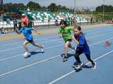 [FOTO] Uczniowie klas II i III rywalizowali w trójbóju lekkoatletycznym