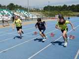 [FOTO] Uczniowie klas II i III rywalizowali w trójbóju lekkoatletycznym
