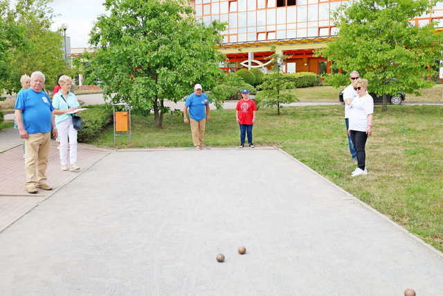 [FOTO] Seniorzy rywalizowali w 8. Wiosennym Turnieju UTW w bule