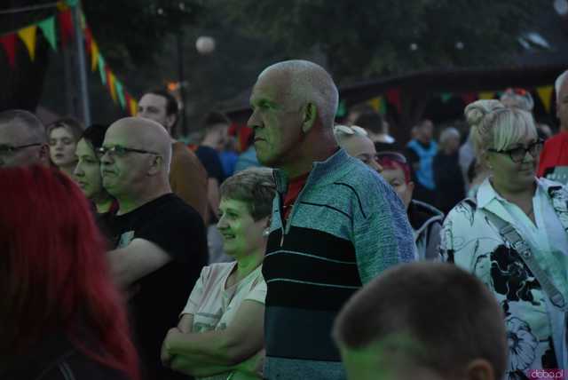 [WIDEO/DUŻO ZDJĘĆ] Zespoły ExMaanam i Mig porwali żarowską publiczność