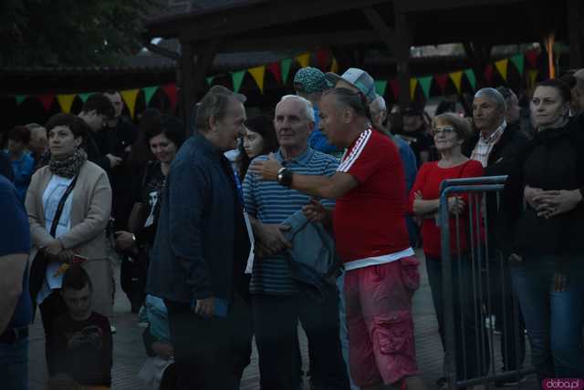 [WIDEO/DUŻO ZDJĘĆ] Zespoły ExMaanam i Mig porwali żarowską publiczność