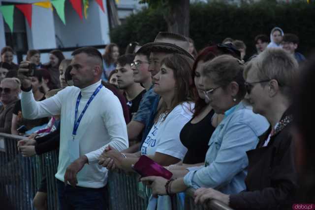 [WIDEO/DUŻO ZDJĘĆ] Zespoły ExMaanam i Mig porwali żarowską publiczność