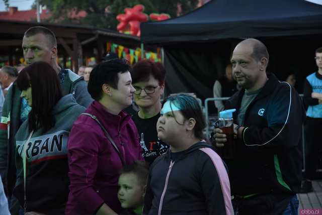 [WIDEO/DUŻO ZDJĘĆ] Zespoły ExMaanam i Mig porwali żarowską publiczność