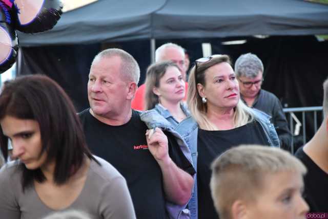 [WIDEO/DUŻO ZDJĘĆ] Zespoły ExMaanam i Mig porwali żarowską publiczność