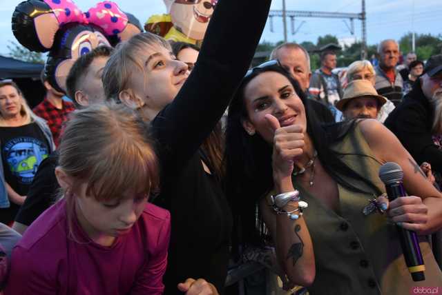 [WIDEO/DUŻO ZDJĘĆ] Zespoły ExMaanam i Mig porwali żarowską publiczność