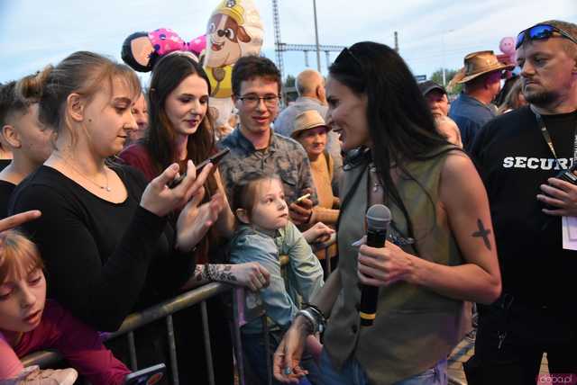 [WIDEO/DUŻO ZDJĘĆ] Zespoły ExMaanam i Mig porwali żarowską publiczność