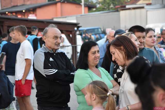 [WIDEO/DUŻO ZDJĘĆ] Zespoły ExMaanam i Mig porwali żarowską publiczność