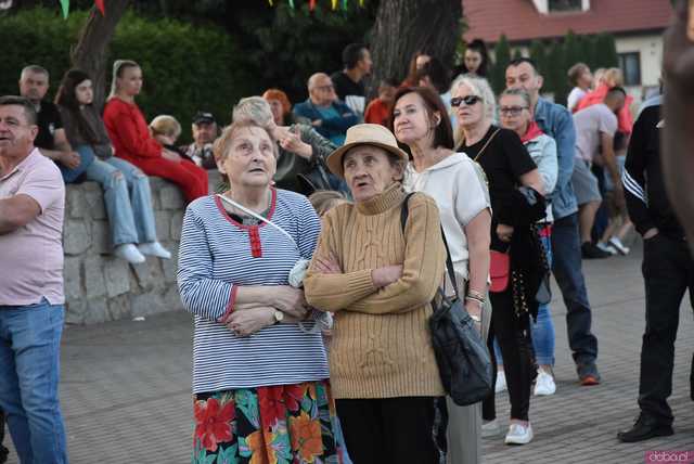 [WIDEO/DUŻO ZDJĘĆ] Zespoły ExMaanam i Mig porwali żarowską publiczność